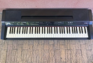 Yamaha YPP-100 pian digital