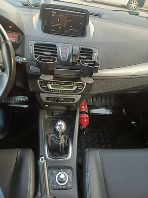Renault Megane 3 15dci euro6 - imagine 9
