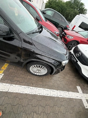 Mercedes Benz GLA 180 - imagine 6
