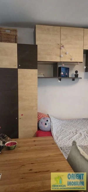 Tomis Nord, apartament 4 camere de vanzare, parter, gaze, mobilat - imagine 9