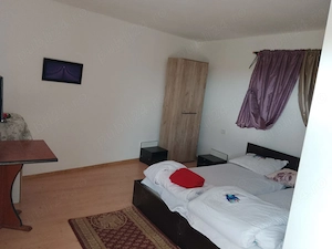Închiriez camere pt muncitori sau sejur - imagine 2