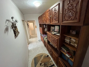  Apartament 4 camere decomandat, Etaj 1, str. Isaccei (zona Casa Olteanu) - imagine 2