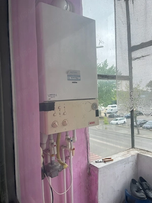  Apartament 4 camere decomandat, Etaj 1, str. Isaccei (zona Casa Olteanu) - imagine 9