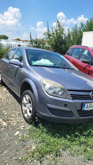 Opel din 2006 avariat - imagine 7
