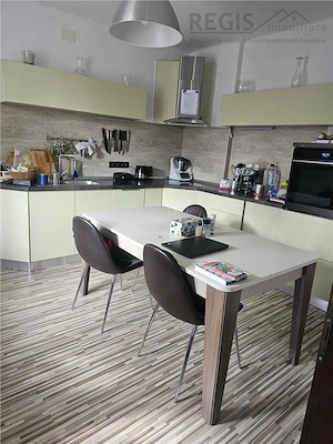 Casa de inchiriat | 3 camere | Brasovul Vechi | Curte | Parcare - imagine 3