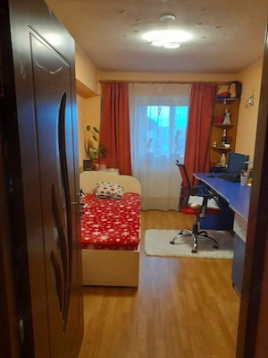 Vand apartament 4 camere 81mp2 - imagine 4