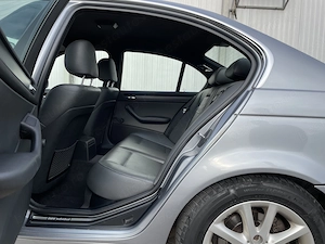 BMW Seria 3 Individual - imagine 7