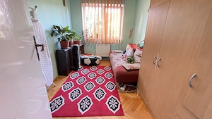 Apartament cu trei camere,etaj 2 - zona Cetatii - imagine 4