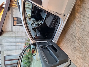 VW Passat B7 2.0 TDI (140 CP) Euro 5 | 2015 | 169.900 km REALI | Distribuție nouă + 2 Seturi Roți - imagine 3