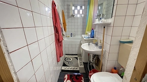Apartament cu trei camere,etaj 2 - zona Cetatii - imagine 14