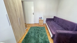 Apartament cu trei camere,etaj 2 - zona Cetatii - imagine 3