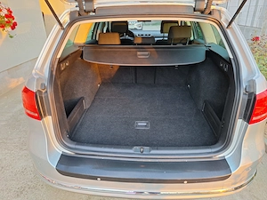 VW Passat B7 2.0 TDI (140 CP) Euro 5 | 2015 | 169.900 km REALI | Distribuție nouă + 2 Seturi Roți - imagine 7