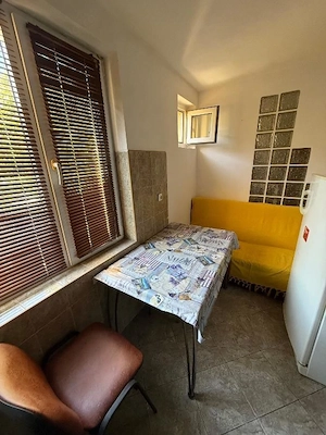 Apartament 2 Camere Decomandat Etaj 1 Zona Complexul Sudentesc - imagine 8