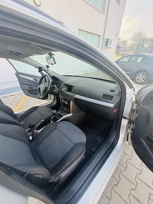 Opel Astra H Caravan 1.6 benzină + GPL, 2  km, ITP 12 luni - imagine 4