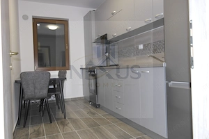 Apartament 2 camere - Decomandat - Cartier Solar - Parcare - imagine 5