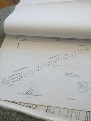 vând teren intravilan în comuna Dănești