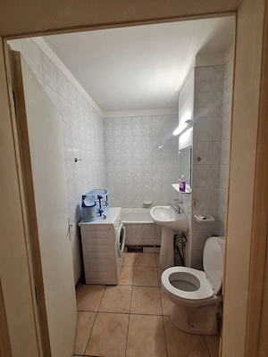 Apartament cu 1 camera decomandat,zona Mall - imagine 10