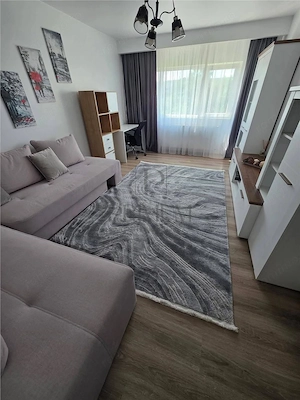 GIROCULUI | 3 CAM | DECOMANDAT | 2 BAI | ANVELOPAT | RENOVAT | ET.3