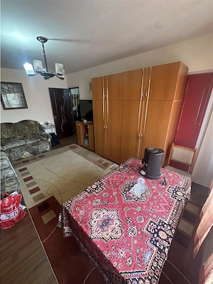 Decomandat cu 2 bai si 2 balcoane etaj intermediar - imagine 2