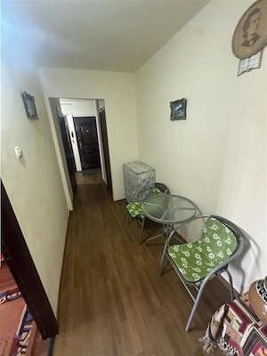 Decomandat cu 2 bai si 2 balcoane etaj intermediar - imagine 11