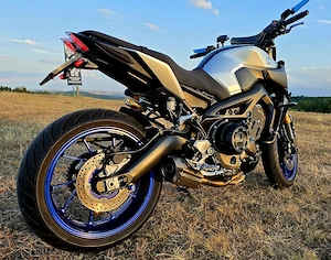 Yamaha MT-09 SP   Stare impecabilă, Evacuare completa Mivv , cauciucuri, kit lanț și revizie noi - imagine 3