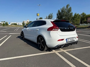 Volvo V40 R Design D4 - imagine 3