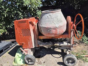 Vand betoniera diesel