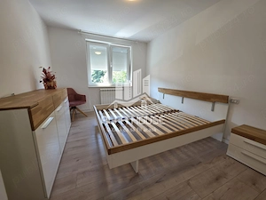 Vand 3 camere confort 1 Zona Centrala  - imagine 4