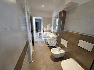 Vand 3 camere confort 1 Zona Centrala  - imagine 12
