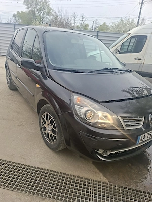 Dezmembrez Renault Scenic 2 Facelift 1.5 dCi – Orice piesă disponibilă (fără motor) - imagine 3