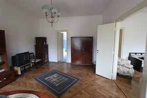 Apartament spatios 3 camere,zona medicina - imagine 5