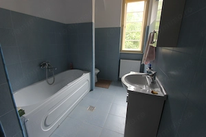 Apartament spatios 3 camere,zona medicina - imagine 8