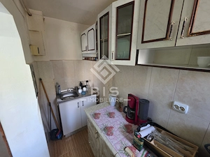 VÂNZARE APARTAMENT- ZONA DECEBAL ETAJ 1 - imagine 7