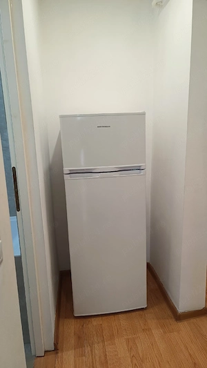 Închiriez apartament  - imagine 8