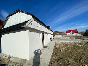 Vand Teren si Atelier localizat in Humulesti Neamt - imagine 2