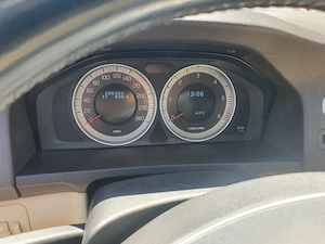 Vând Volvo S60 mașină personală  - imagine 2