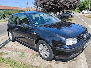 Volkswagen Golf 4 Edition 1.6 16V benzina 2+1 usi Bine Dotat - imagine 4