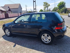 Volkswagen Golf 4 Edition 1.6 16V benzina 2+1 usi Bine Dotat - imagine 2