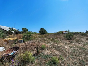 Teren ieftin aproape de mare, intre constructii noi - imagine 5