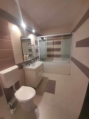 Apartament 2 camere Floresti - imagine 10