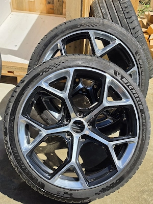 vand cauciucuri michelin 255 35 r19