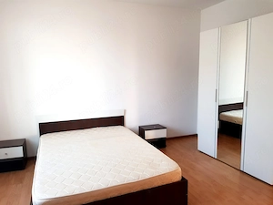 Proprietar inchiriez apartment cu 3 camere zona Spitalul Judetean - imagine 5