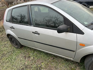 Dezmembrez Ford Fiesta