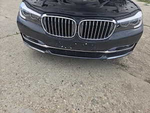 Bara fata completa cu grile active BMW seria 7 G11 G12