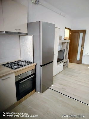 Ofer spre închiriere apartament in Astra - imagine 3