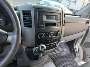 Volkswagen Crafter cu lift - imagine 3