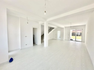 Duplex Modern in Mosnita Noua | 4 Camere, 3 Parcari, Zona Europa - imagine 3