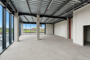 Spațiu logistic nou, cu 4 hale plus showroom și spațiu birouri P+2 - imagine 8