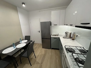 Apartament 2 camere de închiriat   Brown Residence, Sector 4  Loc de parcare si boxa incluse. - imagine 4