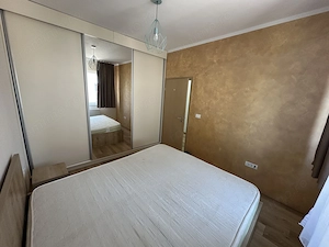 APARTAMENT DEOSEBIT - imagine 11